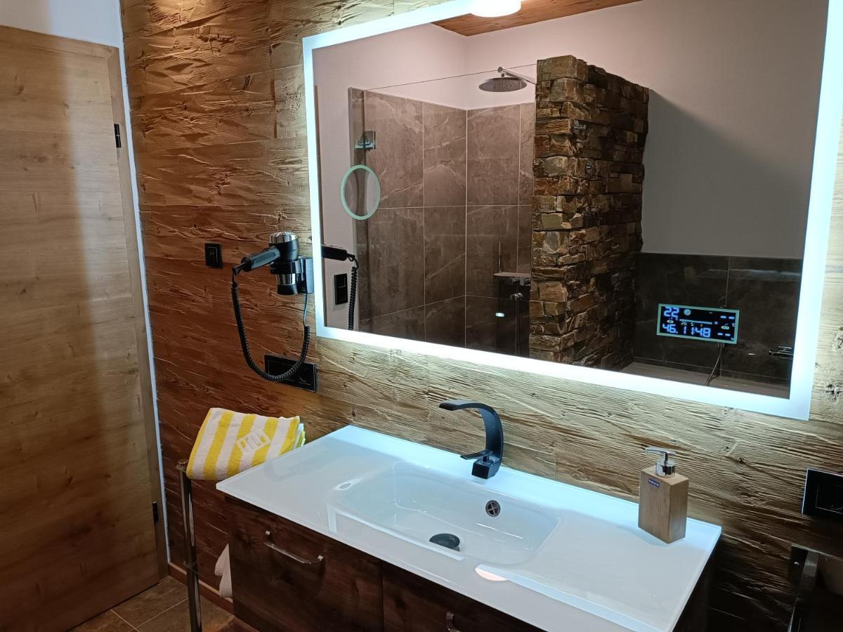 Luxus Ferienwohnung Chalet Seenaehe Schalkenmehren Extérieur photo