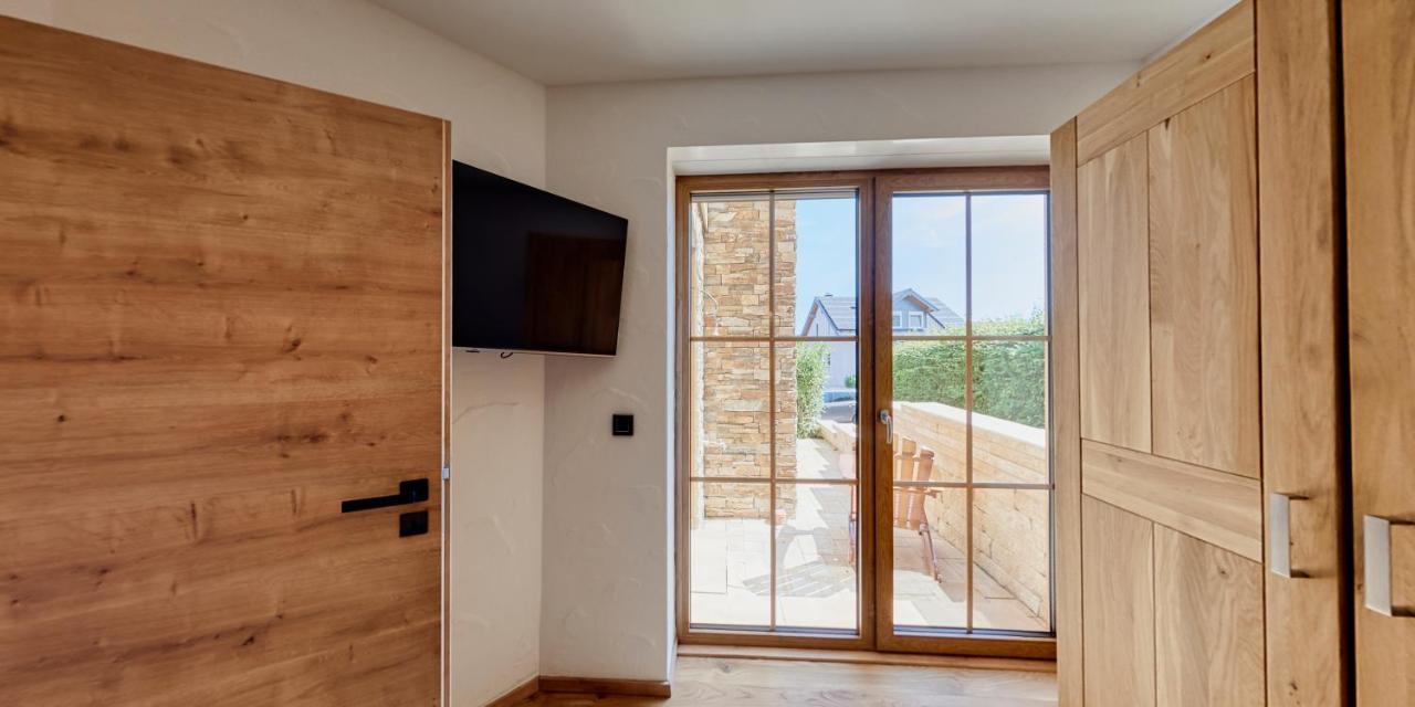 Luxus Ferienwohnung Chalet Seenaehe Schalkenmehren Extérieur photo